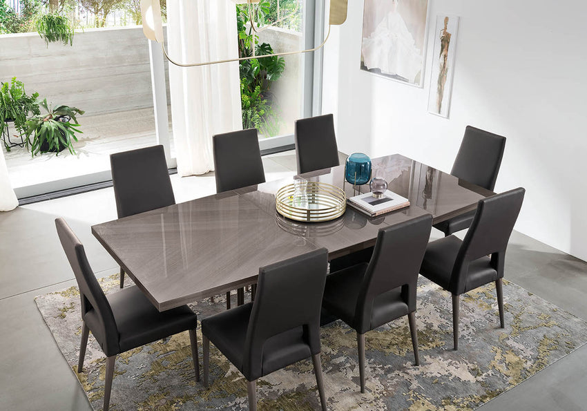 Olimpia Dining Collection