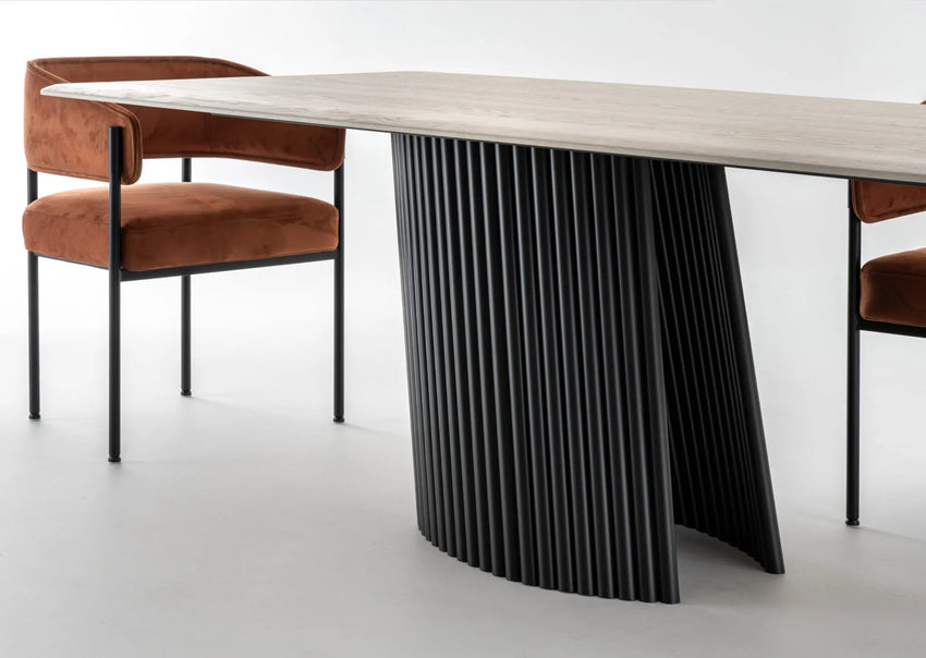 Pisa Table