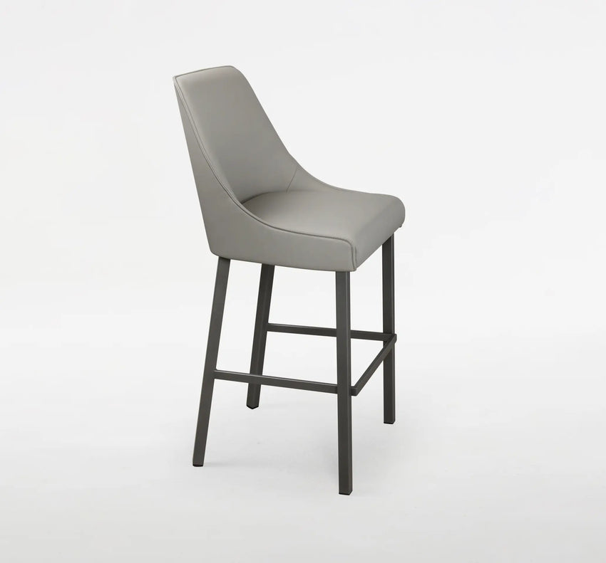 Sara I Stool