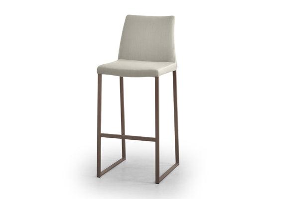 Curvo Stool - F2 Furnishings