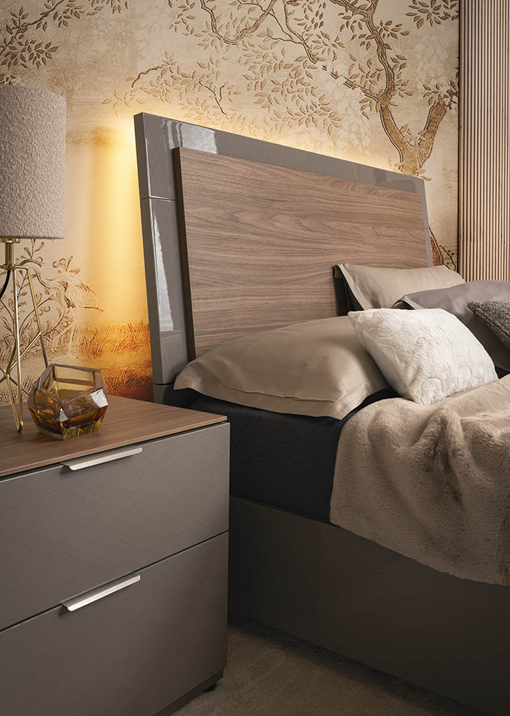 Fifth Avenue Bedroom Collection