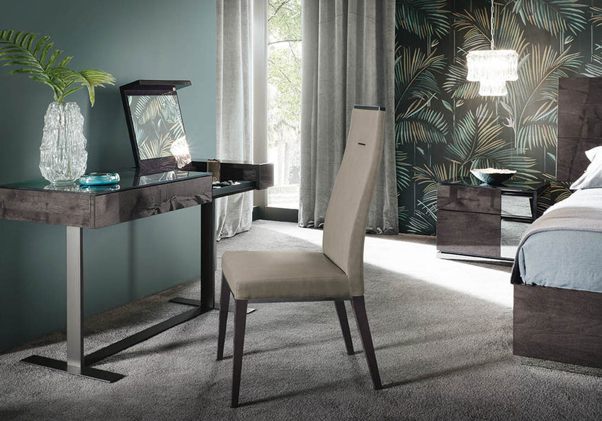 Heritage Bedroom Collection