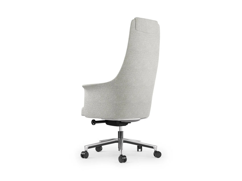 Bolo Chair