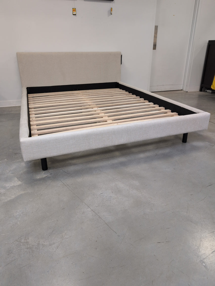 Bento Queen Bed in Cedar