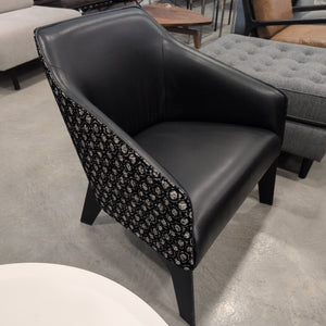 Sara Lounge Chair