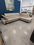 i868 RHF Sectional in Smoke