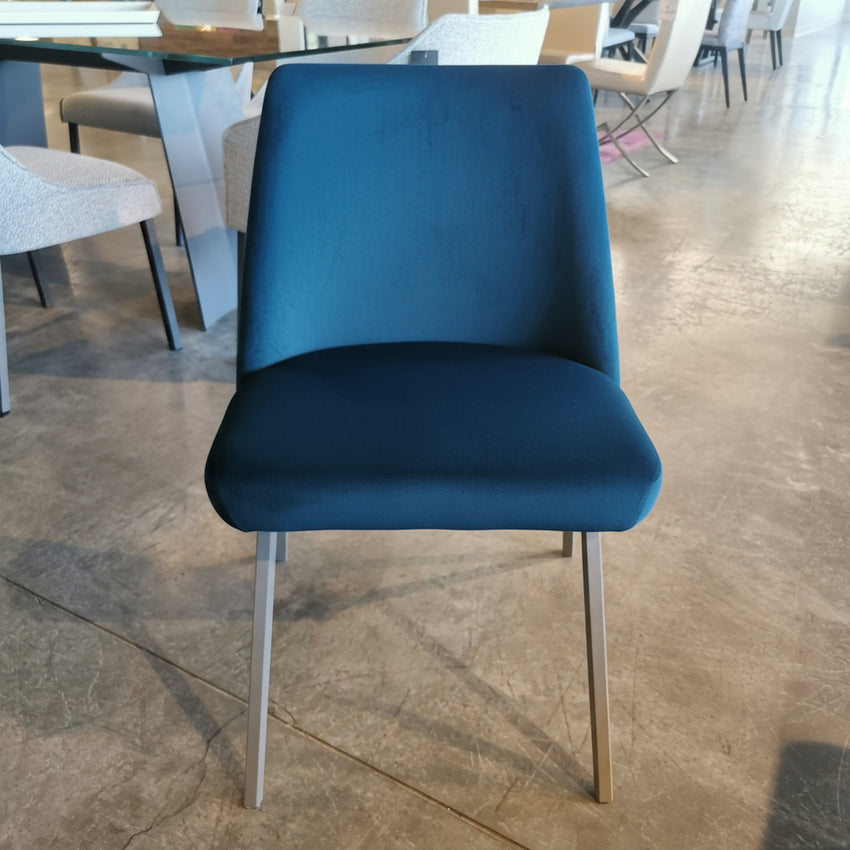 Lola Chair Set in Storm Cube