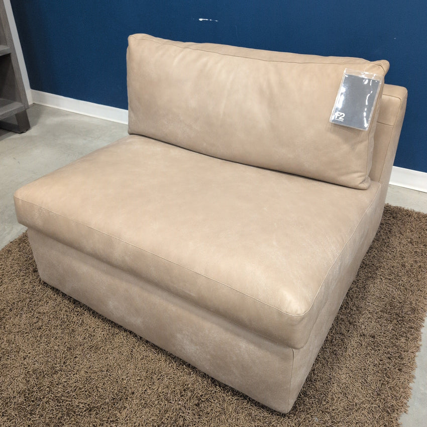 Everyday Chair in Desert leather