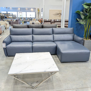 Stupore Sectional in Navy Blue