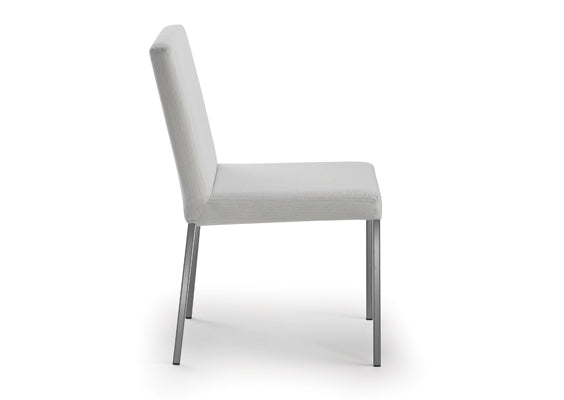 Nube Chair